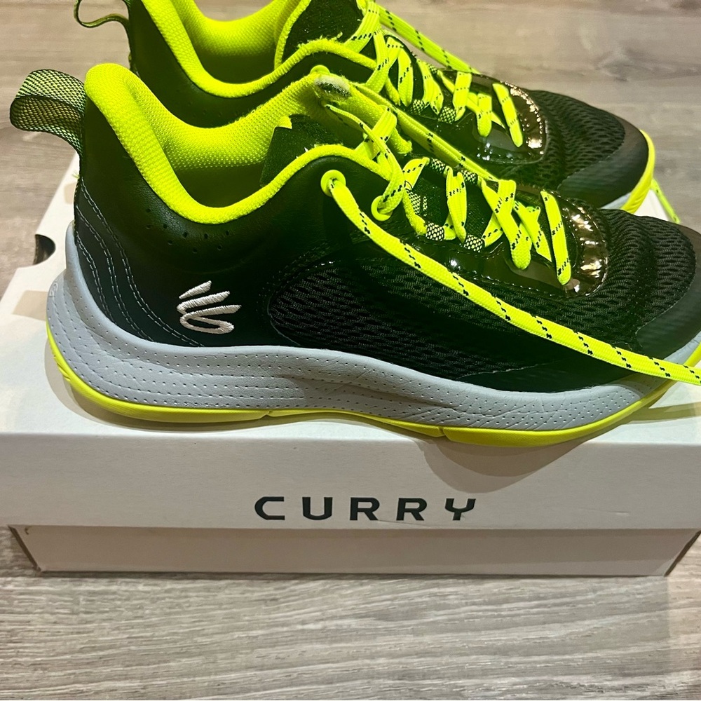 Under Armour 3Z6 "Black/Mod Grey" Boys' Basketball Shoes